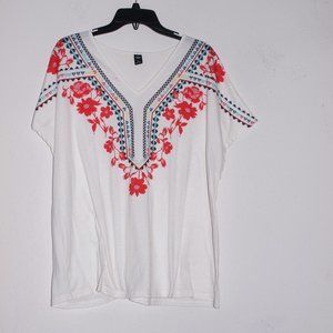 Beautiful Shein  Curve White Floral Top  Women Size 1 XL